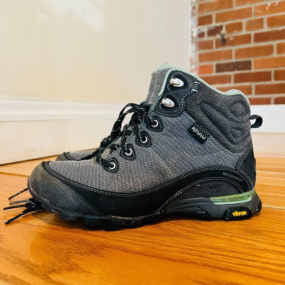 VERY NICE AHNU VIBRAM RUBBER WATERPROOF HIKING BOOTS WOMEN'S SIZE US 6.5 - Picture 15 of 16